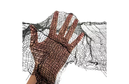 Nagy műanyag pókháló Halloweenra – 198x76 cm - fekete