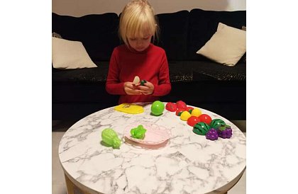 Késkészlet - gyümölcs vágására a kosárban