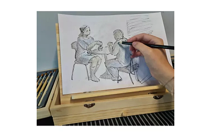 Festék készlet fából készült bőröndben – 83 elem