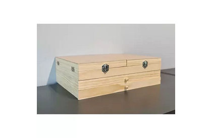 Festék készlet fából készült bőröndben – 83 elem