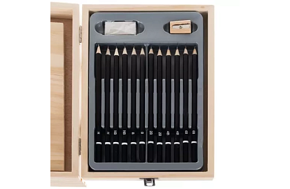 Festék készlet fából készült bőröndben – 83 elem