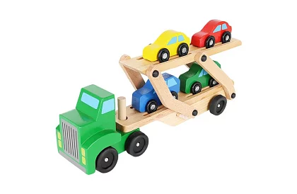 Fából autókat szállító teherautó kisautókkal