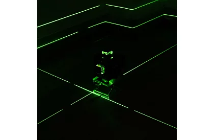 4D lézeres vízszintező 360° – 16 vonal – zöld szintező lézer