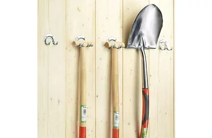 Fém akasztók kertészeti és műhely szerszámokhoz – 20 db
