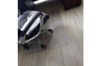 Védőpárna szék alá 100 × 140 cm – tejes