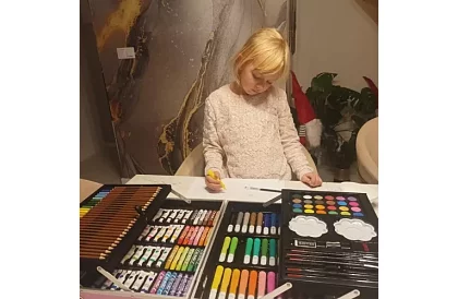 Nagy festő készlet 144 db + bőrönd