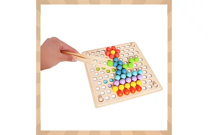 Fából készült golyós puzzle