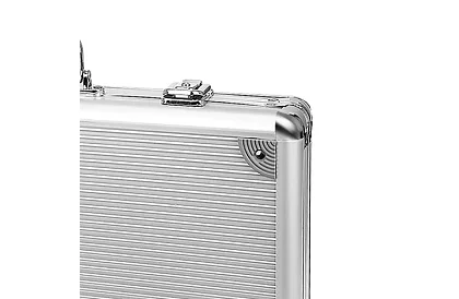 Teljes pókerkészlet - 300 zseton egy táskában