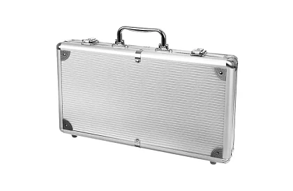 Teljes pókerkészlet - 300 zseton egy táskában