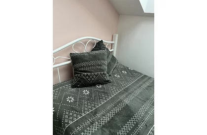 Puha meleg takaró párnahuzatokkal - szürke