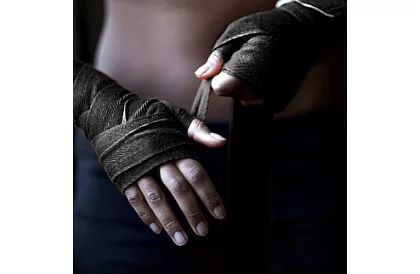 Profi bokszkesztyű 2 × 4 m – fekete