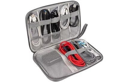 Utazási tok – kábelek és töltők szervezője