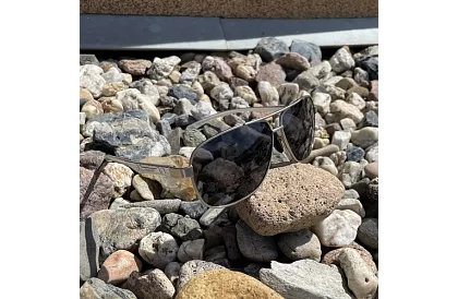 Polarizált napszemüveg tokban – fekete UV 400