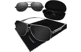 Polarizált napszemüveg tokban – fekete UV 400