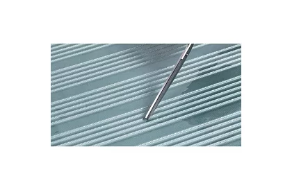 Átlátszó védőburkolat az utazótáskához